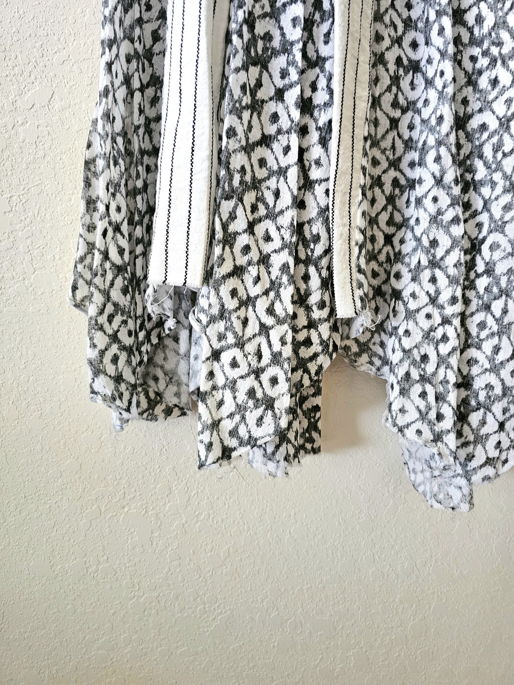 Boho Maxi Skirt with Embroidered Pink Waistband - White & Black Pattern - Picture 7 of 16